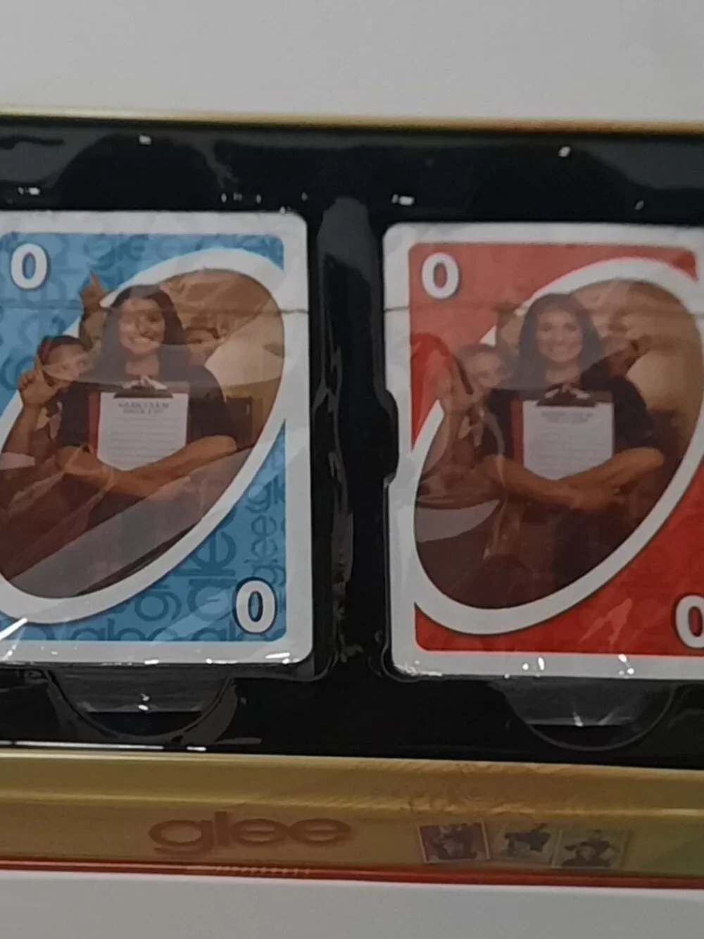 UNO Glee Edition 2010 Fundex Card Game Collectible Tin Sealed Cards Rare